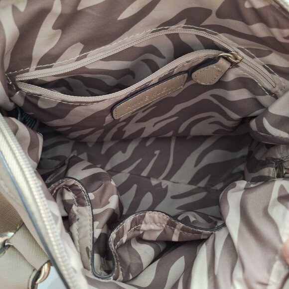Anne Klein Beige Hand Bag - Picture 6 of 10